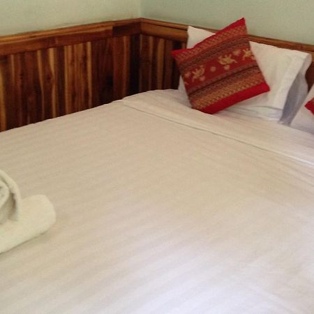 Villa Kingkham Riverside Луанг Прабанг Екстериор снимка